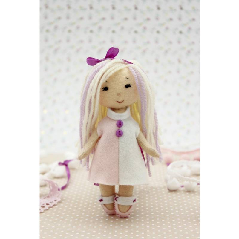 Набор для создания куклы из фетра «Малышка Мия» серия «Подружки»